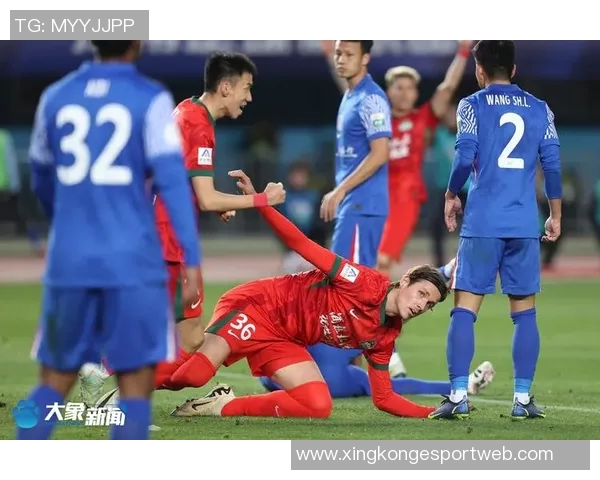 河南队足协杯决赛球衣曝光印有对阵信息与大象图腾设计引发热议 河南队足协杯决赛球衣曝光印有对阵信息与大象图腾设计引发热议